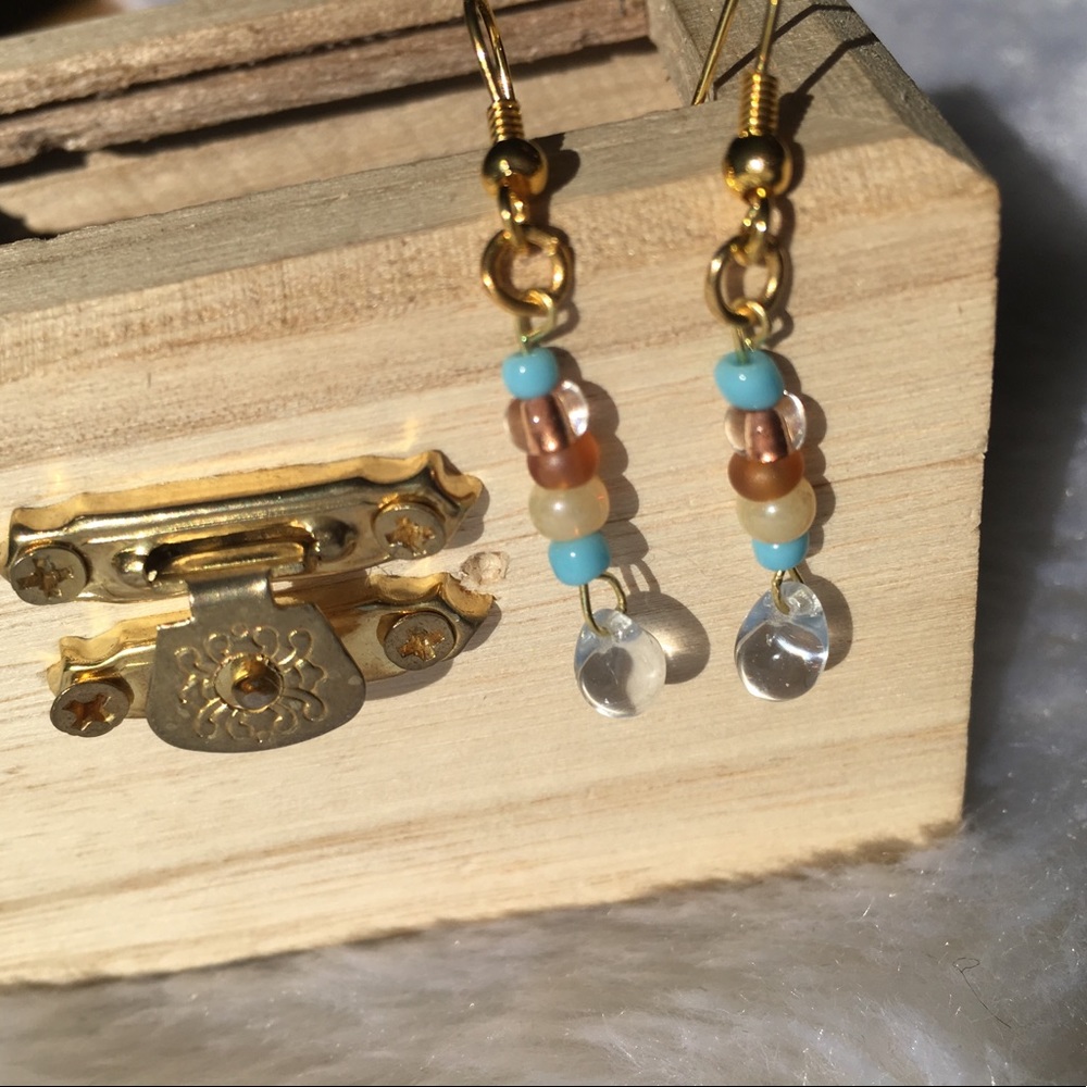 Unique Clear Raindrop Beaded Handmade Earrings CCO - Picture 2 of 2